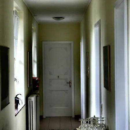 فندق Weingut Und Haus Am Drachenloch باد هونيف ام راين