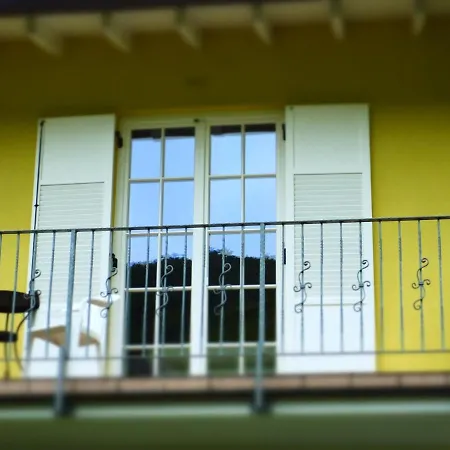 Weingut Und Haus Am Drachenloch 2* باد هونيف ام راين