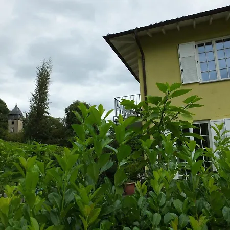 فندق Weingut Und Haus Am Drachenloch 2*