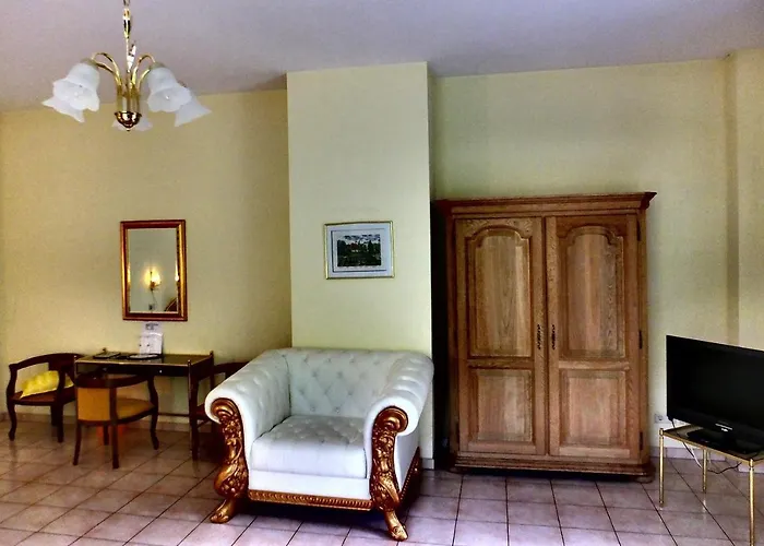 Weingut Und Haus Am Drachenloch Hotel